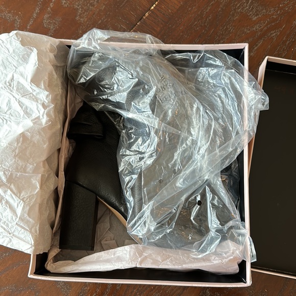 AVEC LES FILLES “Remi” Ankle Boot SZ 10 Black - Picture 5 of 6